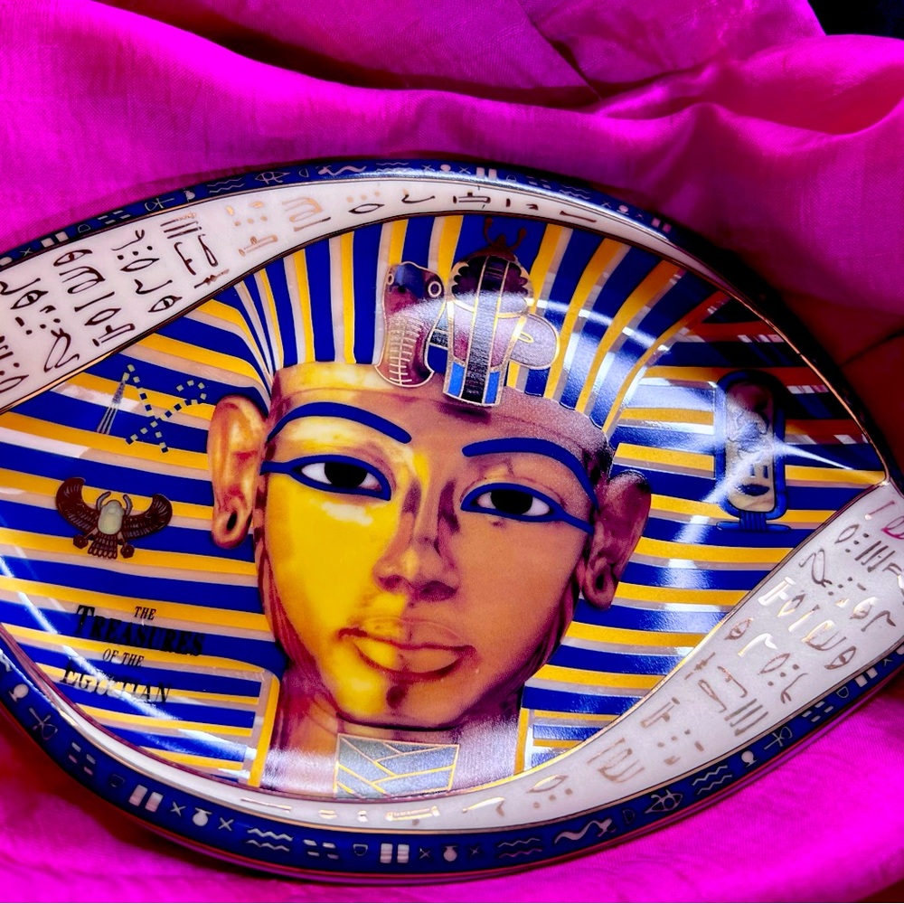 Fathi Mahmoud King Tut Limoges Ring/Keys Tray